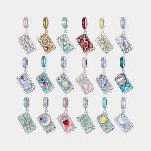 Silver Tarot Card Necklace | Protection, Manifestation & Spiritual Guidance | Wiaugem
