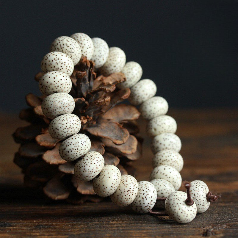 WIAUGEM Star &amp; Moon Bodhi Seed Pendant Bracelet